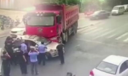 交通事故视频,交通事故现场还原